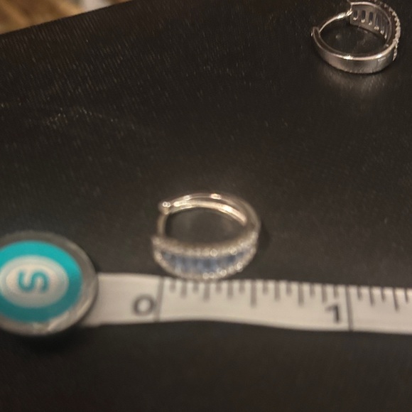 Elegant Silver Hoop Earrings - Picture 3 of 3